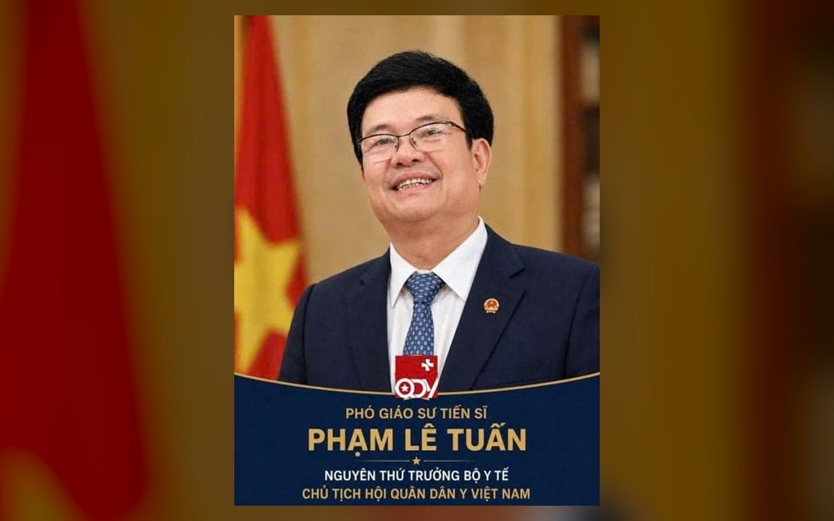 Giới thiệu sách: Gói dịch vụ y tế cơ bản hướng tới bao phủ chăm sóc sức khỏe toàn dân
