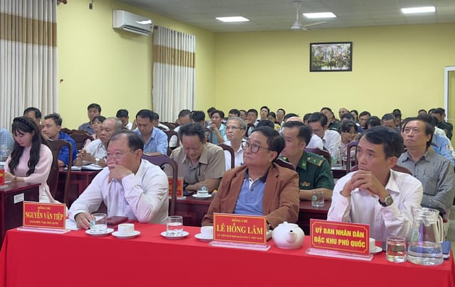 Hội thảo khoa học “Tác động của thuốc lá đối với sức khỏe tinh thần”