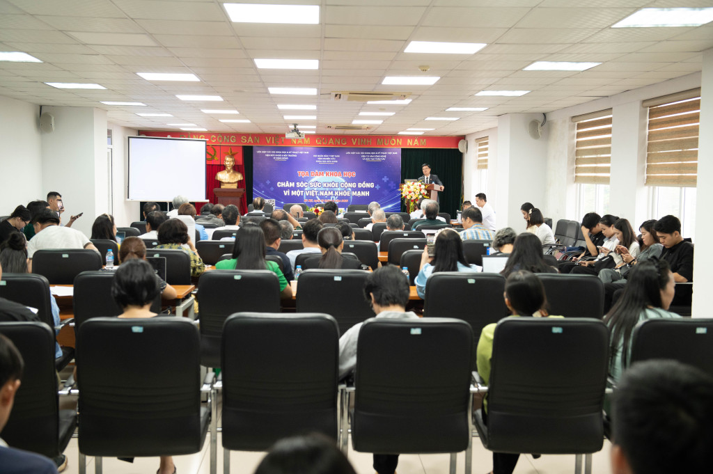 Khai mạc Tọa đàm Khoa học “Chăm sóc sức khỏe cộng đồng vì một Việt Nam khỏe mạnh”