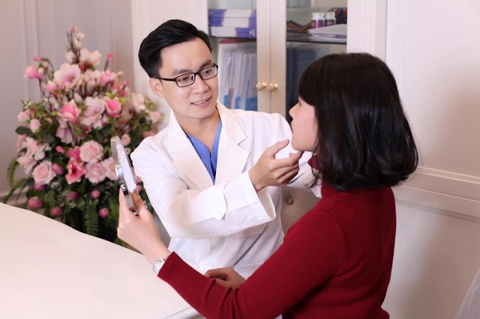 Tạo hình mũi tự nhiên nhờ hiểu đúng cấu trúc gương mặt